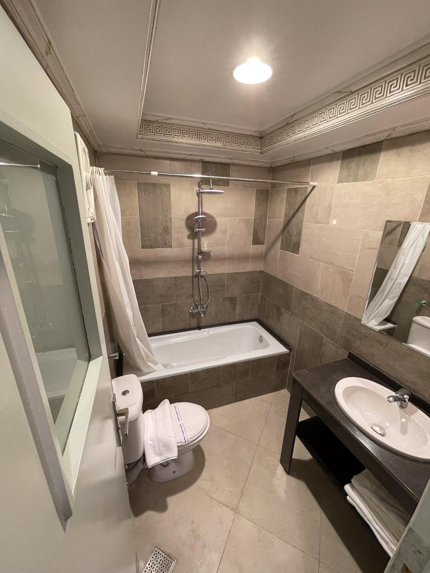 Borg El Thaghr Hotel อเล็กซานเดรีย ภายนอก รูปภาพ